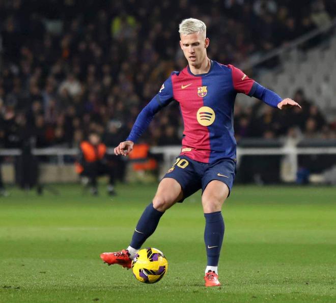 Dani Olmo, en un partido con el FC Barcelona (Cordon Press)