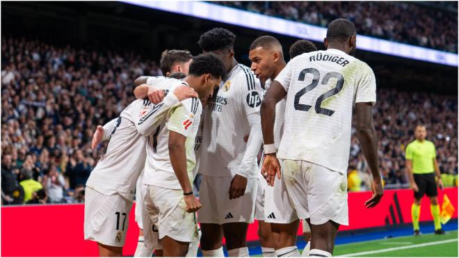 Los jugadores del Real Madrid durante un partido (Fuente: Cordon Press)