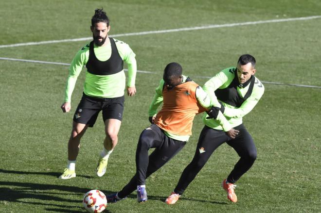 Isco y Sabaly, en un entrenamiento con el Betis (Foto: Kiko Hurtado):