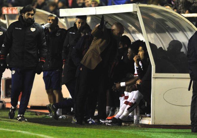 Discusión de Paco Jémez con Lass Bangoura (Foto: CordonPress). 