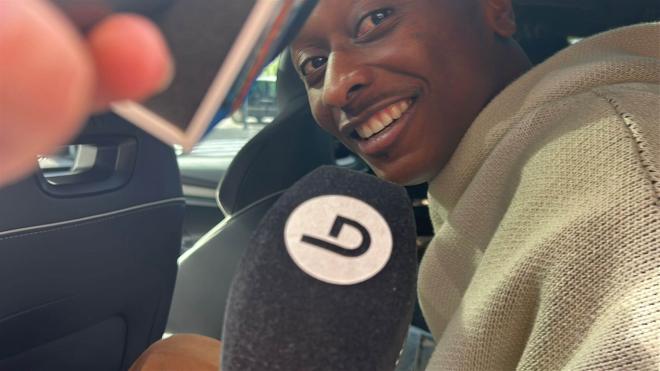 Sadiq Umar, a la salida de un hotel en Valencia (FOTO: ElDesmarque).