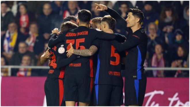 El FC Barcelona en Barbastro. (Foto: EFE)