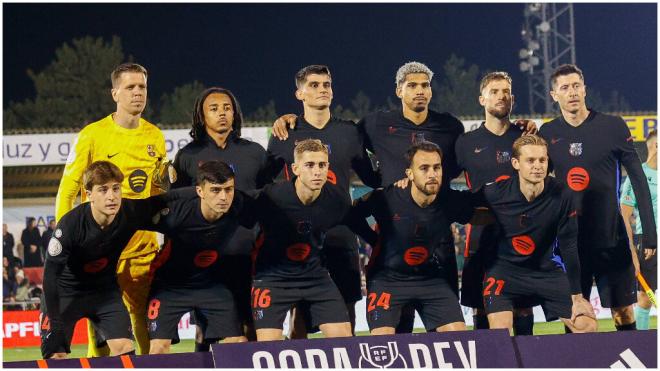 El once inicial del FC Barcelona frente al Barbastro en Copa del Rey. (Foto: Cordon Press)