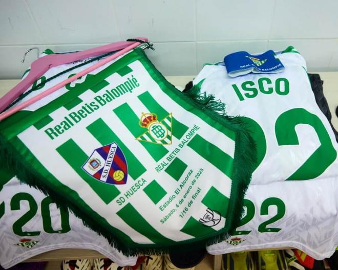 Todo preparado en el vestuario del Real Betis (Foto: RBB).