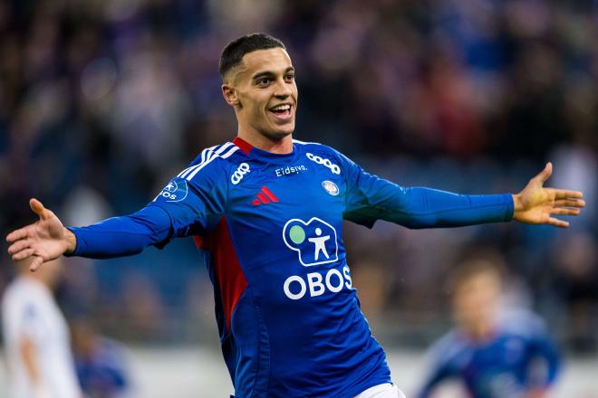 Jones El-Abdellaoui celebra un gol con el Valerenga (Foto: Cordon Press).