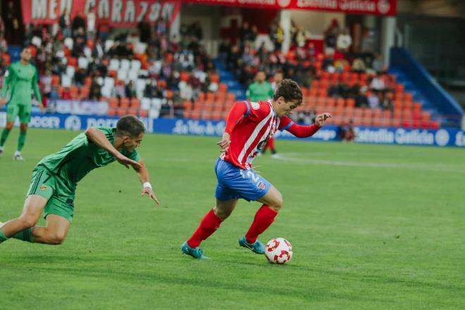 Jorge González, jugador que interesa al Deportivo de la Coruña (Foto: CD Lugo).