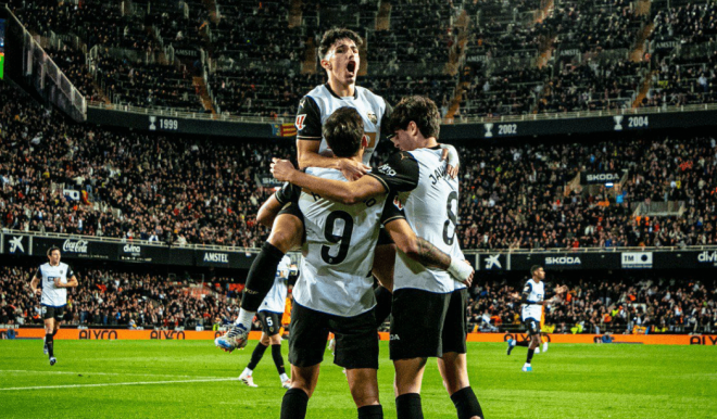 Diego López ante el Real Madrid