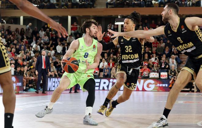 Darío Brizuela en el Mónaco - Barça de Euroliga (Foto: @FCBbasket)