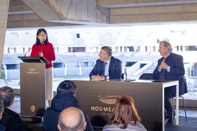 Layhoon Chan presenta las obras del Nou Mestalla