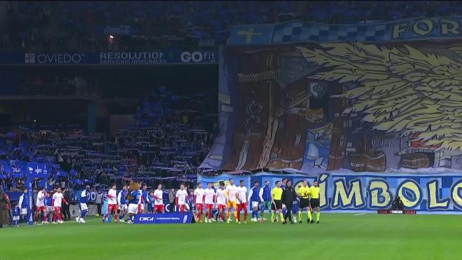 Instantes previos al derbi asturiano en el Carlos Tartiere (Foto: Real Oviedo).