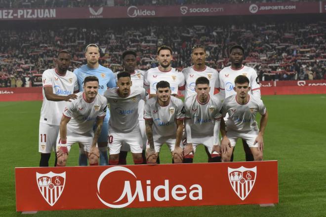 El once del Sevilla FC contra el Valencia (Foto: Kiko Hurtado)