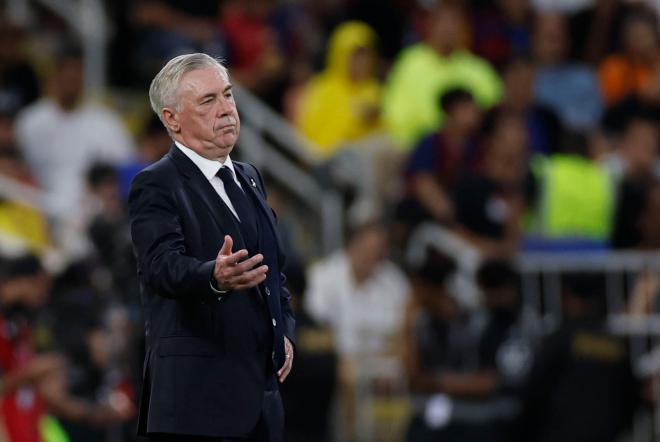 Carlo Ancelotti en la final de la Supercopa de España (Foto: EFE)