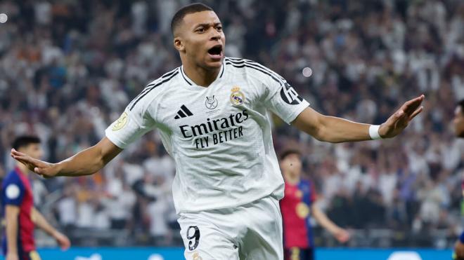 Kylian Mbappé celebrando su gol ante el Barça en la Supercopa (Foto: EFE)