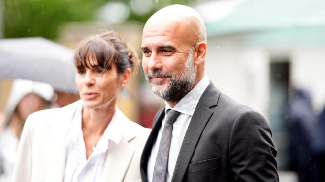 Pep Guardiola y Cristina Serra en Wimbledon (Europa Press)