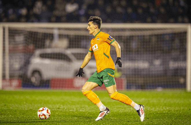 Pepelu, ante el Ourense CF (Foto: Valencia CF).