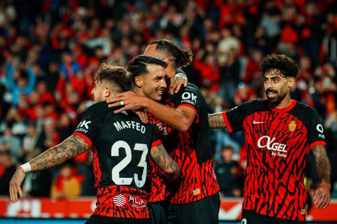 Los jugadores del Mallorca celebrando un gol (Foto: Cordon Press).