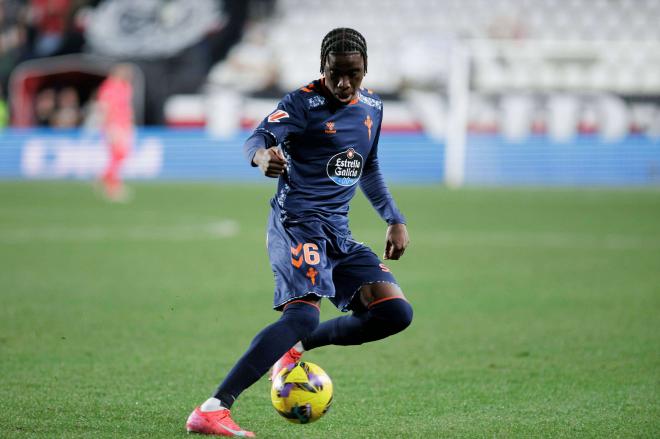 Ilaix Moriba, durante el Rayo Vallecano-Celta (Foto: Cordon Press).