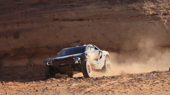 El Ford de Nani Roma durante el Dakar 2025 (Fuente: Cordon Press)