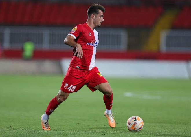 Andrija Radulovic, en un partido con la Vojvodina.