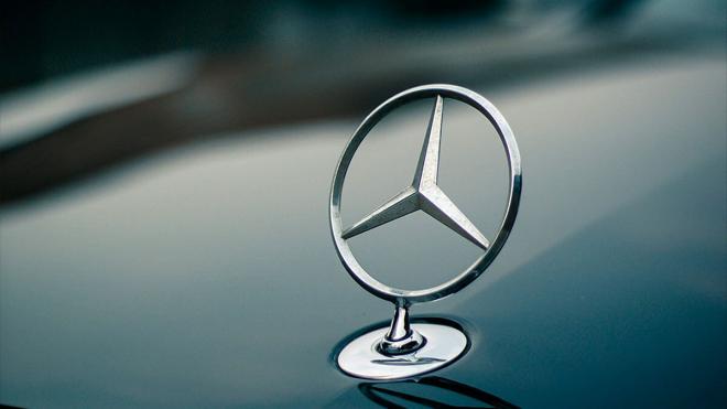 Mercedes logo