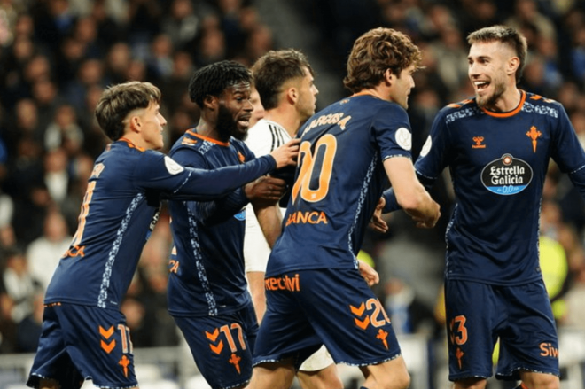 El Celta celebra el gol de Marcos Alonso en el Bernabéu (Foto: RC Celta).