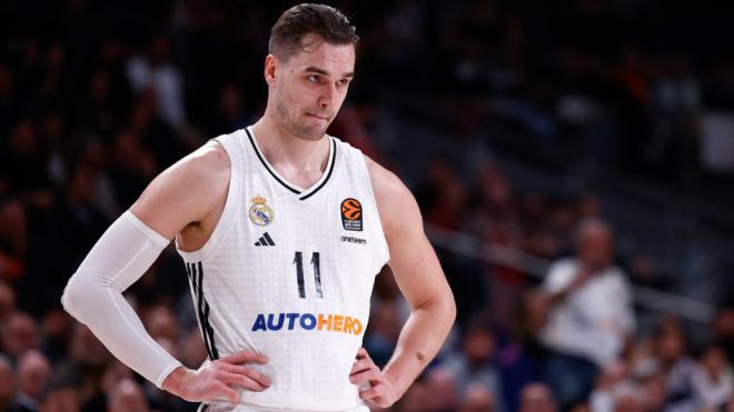 Mario Hezonja en el Real Madrid - Olympiacos (Foto: Europa Press)