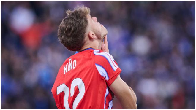 Adrián Niño en su debut con el Atlético de Madrid. (Foto: Cordon Press)