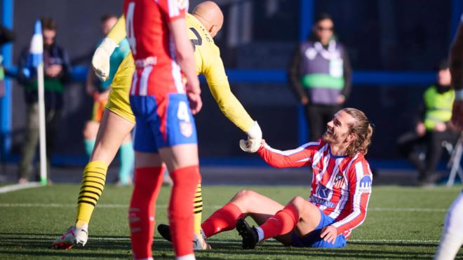 Griezmann y Dimitrovic en el Leganés - Atlético de Madrid (Cordon Press)