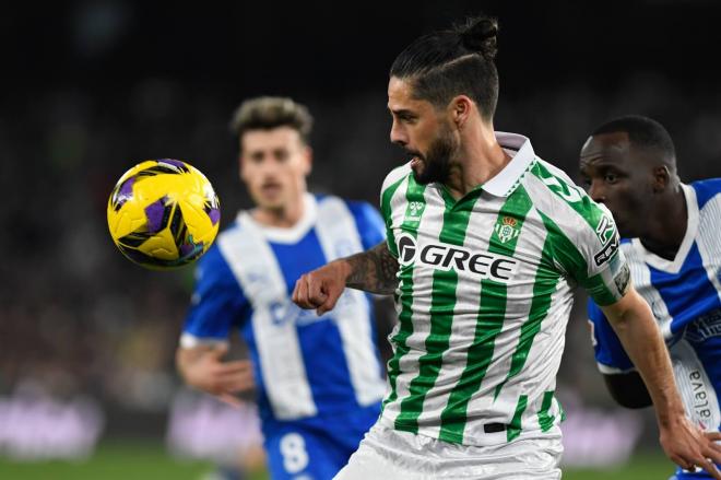 Isco Alarcón, en el Betis-Alavés (Foto: Kiko Hurtado)