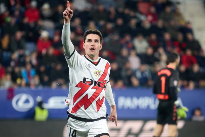 Camello celebra su gol en el Osasuna-Rayo (FOTO: Cordón Press).