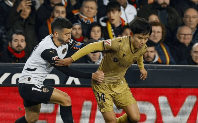 Gayà y Kubo en Mestalla, que sufrió insultos racistas