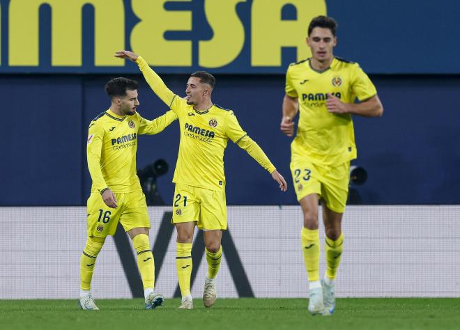 Yeremi Pino celebra un gol en el Villarreal-Mallorca (Foto: LaLiga).