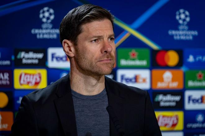 Xabi Alonso en rueda de prensa (Cordon Press)