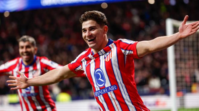 Julián Álvarez celebra su segundo gol frente al Leverkusen (EFE)