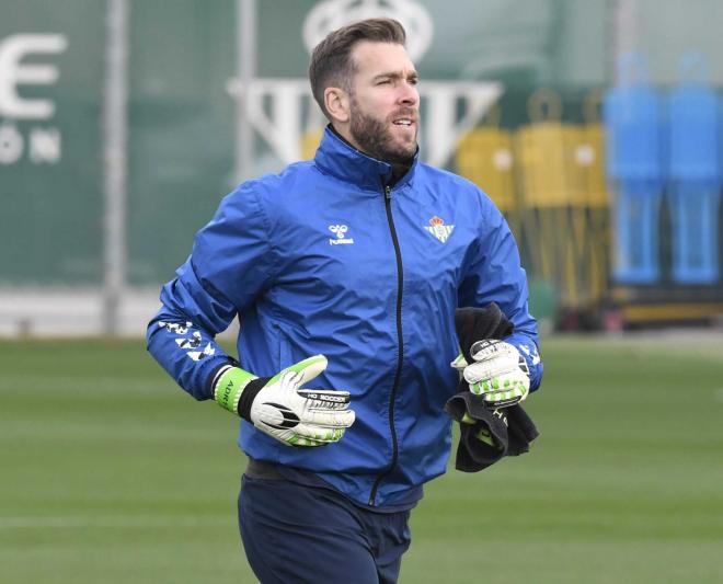 Adrián San Miguel, durante un entrenamiento (Foto: Kiko Hurtado).