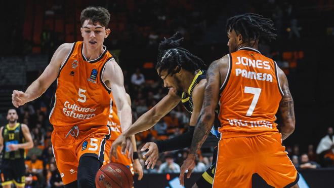 Valencia Basket - Aris