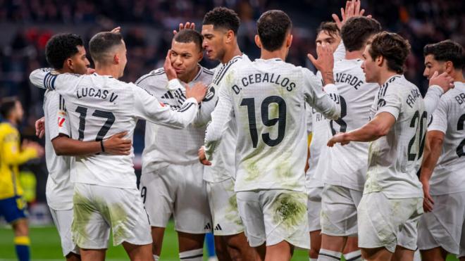 El Real Madrid celebrando un gol en Champions (Cordon Press)