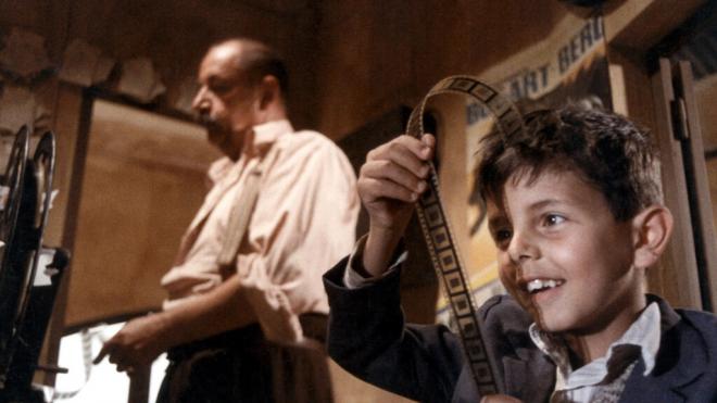 Totó, protagonista de Cinema Paradiso da el nombre al Restaurante de Rafa Nadal y Pau Gasol.