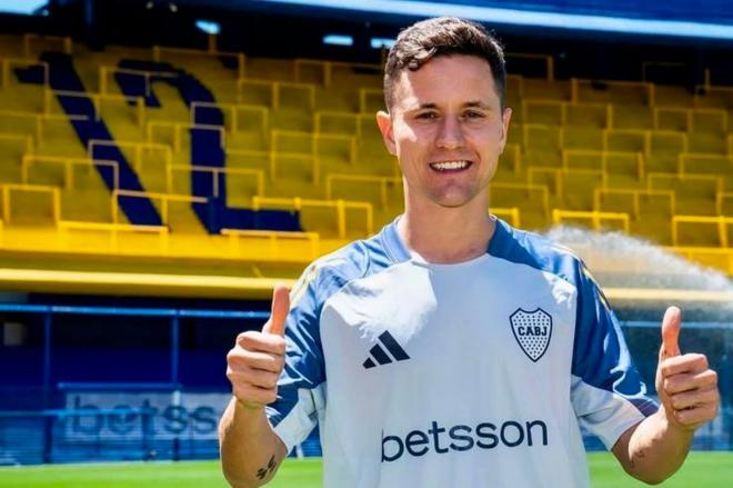 Ander Herrera, feliz en la Bombonera de Boca Juniors.