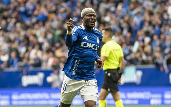 Kwasi Sibo, con el Real Oviedo (Foto: LALIGA).