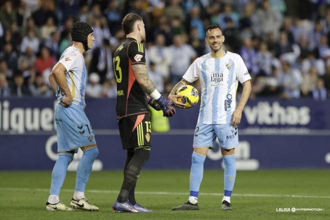 Luismi, Poussin y Manu Molina en el Málaga - Zaragoza. (Foto: LALIGA)