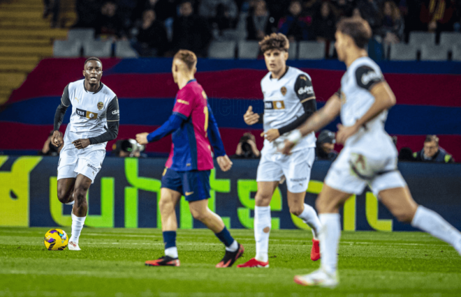 Diakhaby vuelve a jugar y será clave en el calendario del Valencia CF a corto plazo