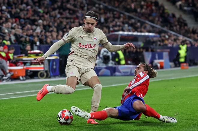 Antoine Griezmann en el Salzburgo - Atlético de Madrid (Foto: EFE)