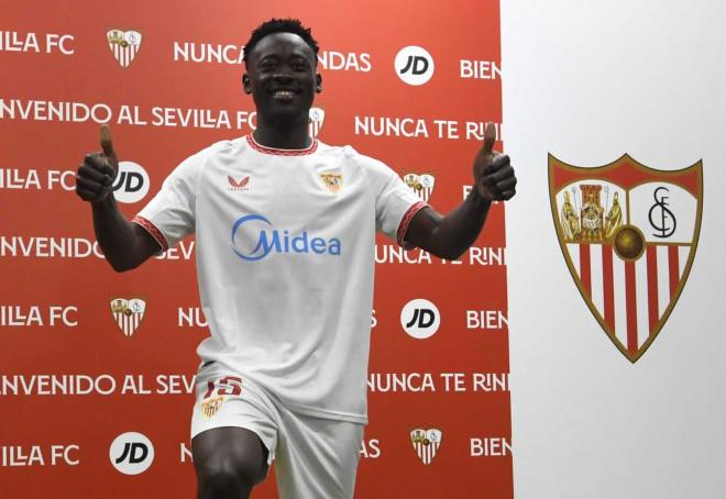 Akor Adams, en su presentación con el Sevilla (Foto: Kiko Hurtado).