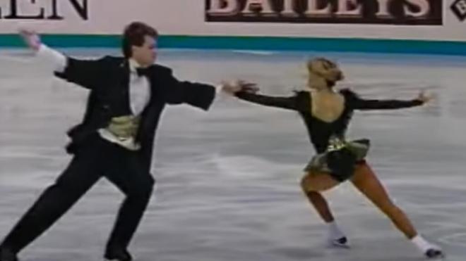 Yevgenia Shishkova y Vadim Naumov en el Campeonato Mundial de 1994 (Youtube)