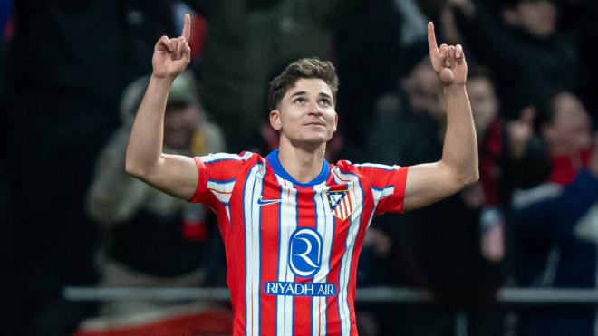 Julián Álvarez celebra un gol en la Champions League (Cordon Press)