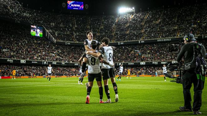 Mestalla celebra un gol