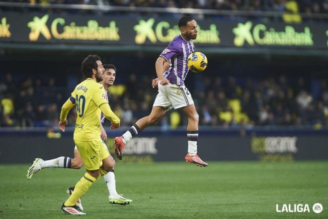 Anuar, ante el Villarreal.