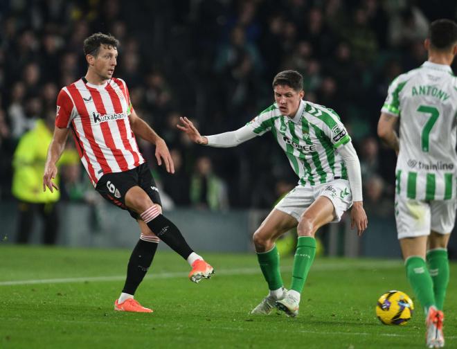 Altimira, ante el Athletic Club (Foto: Kiko Hurtado)