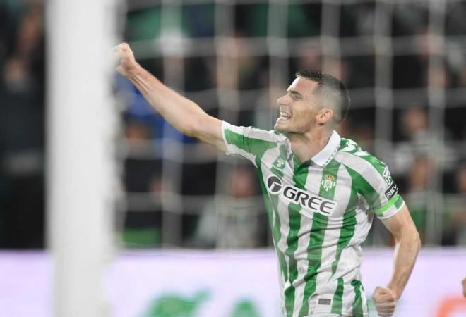 Romain Perraud celebra su gol ante el Athletic Club (Foto: Kiko Hurtado)
